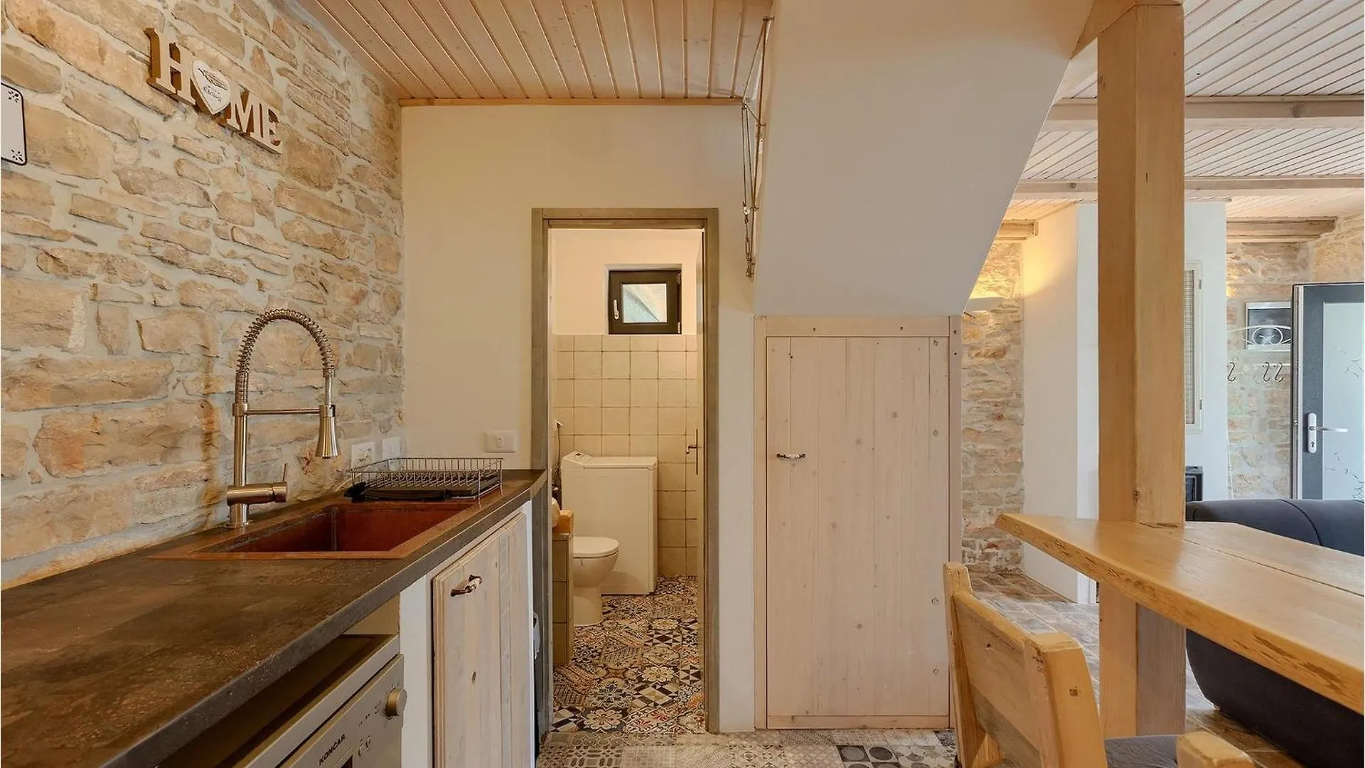 Cozy Home In Pula With 2 Bedrooms Holiday home