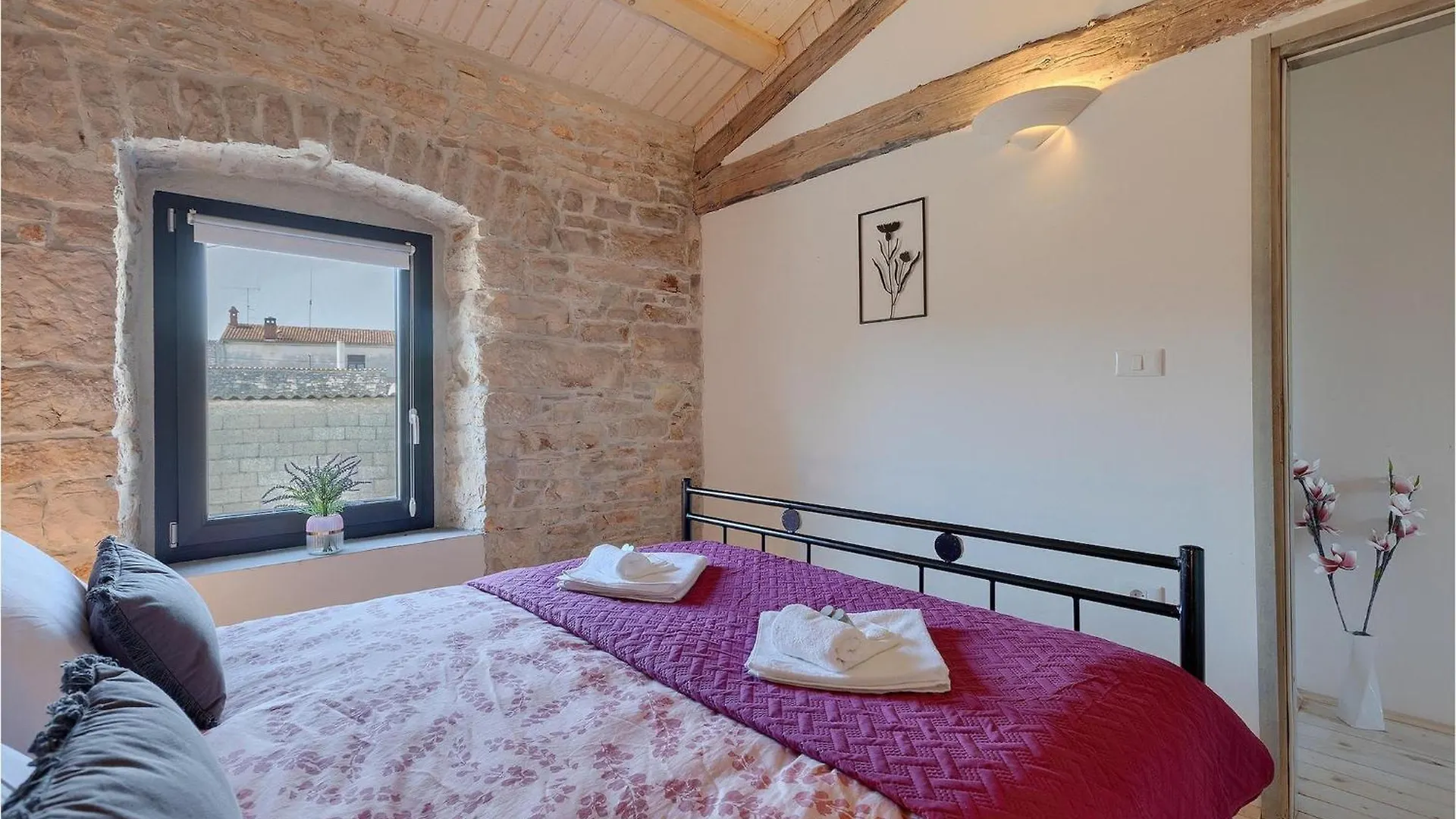 Cozy Home In Pula With 2 Bedrooms