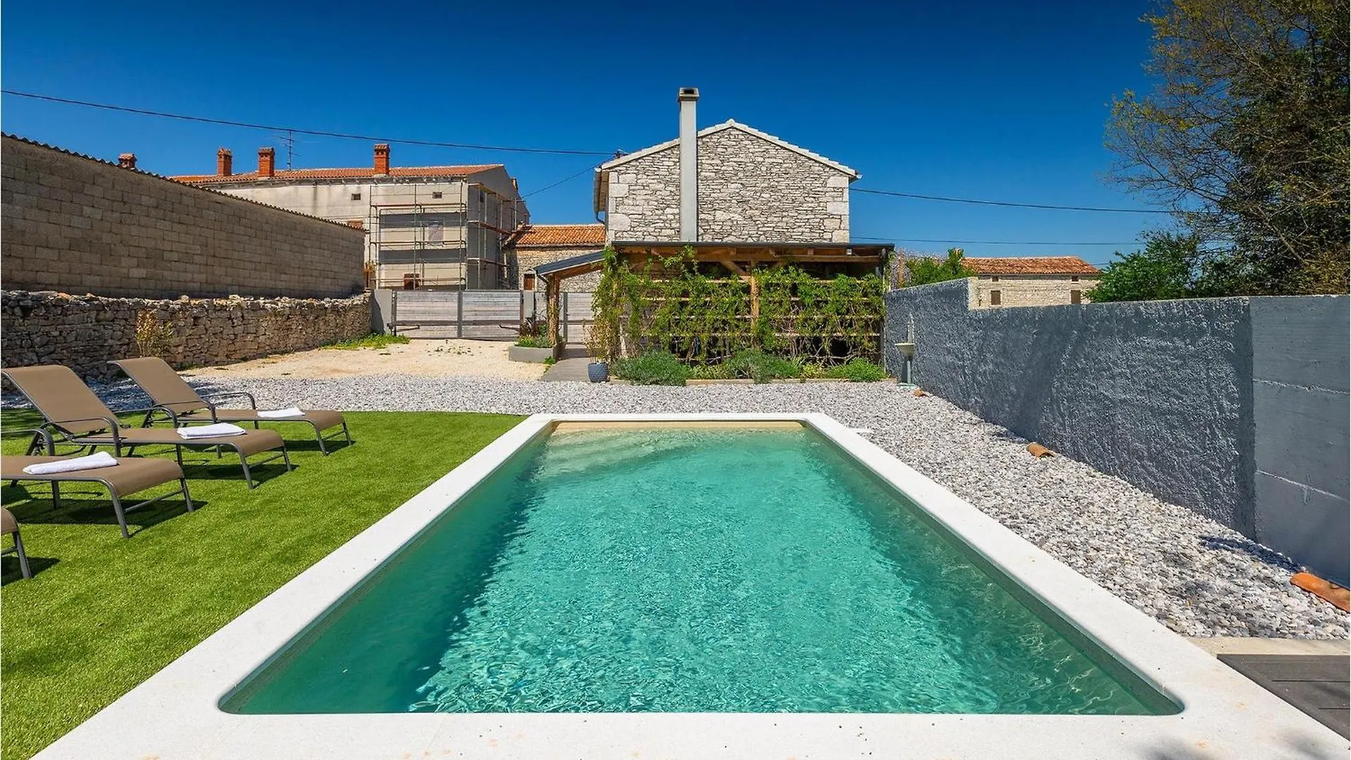 Cozy Home In Pula With 2 Bedrooms